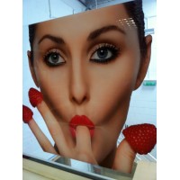 White Ink UV Printing White Ink UV Printing